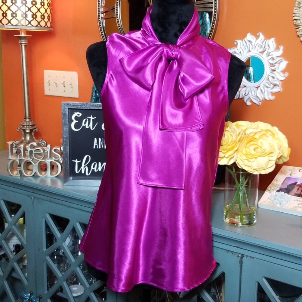 Evan Picone Sleeveless Blouse with Tie